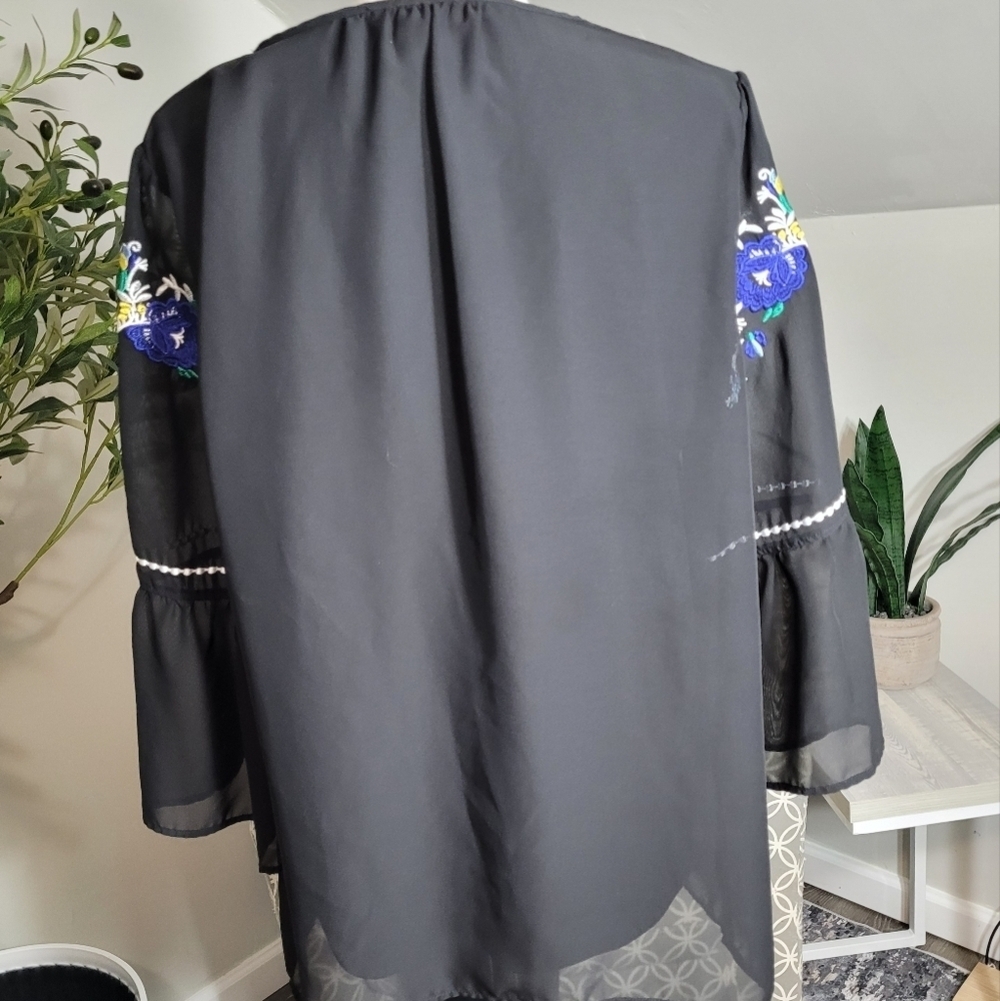 ALYX Black With Floral Embroidery Details And 3/4 Bell Sleeves. Medium - Picture 4 of 5